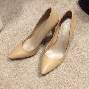 Nude Charles Davis pumps. 4” heels - barely worn.
